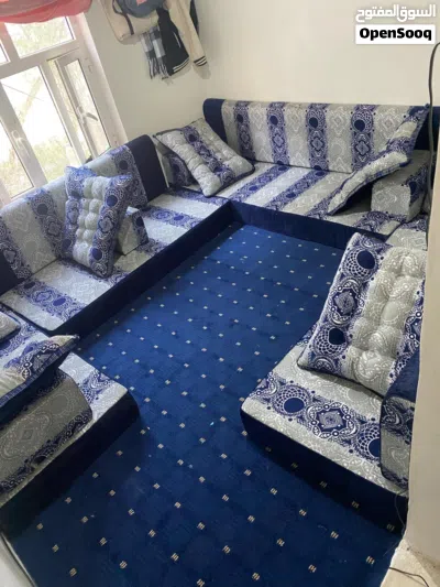 مجلس ضغط كامل سبعه متر ونص استخدام ثمانيه اشهر نضيف شبه جديد ارتفاع عشرين مع سبعه مداكي وسبعه لحافات 2