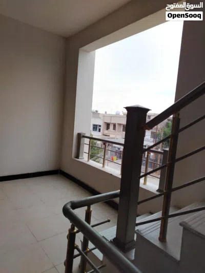 دار حديث للبيع عبارة عن 3 وحدات سكنية 3