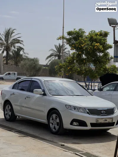 Kia Lotze 2