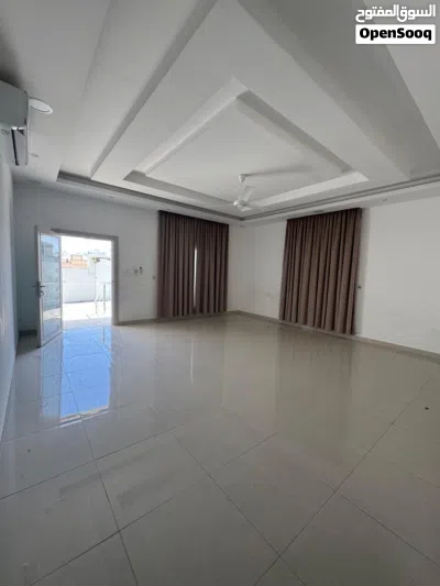 للبيع فيلا سكنية – المعبيلة الجنوبية السابعه (مساحة البناء: 345 م2) 4