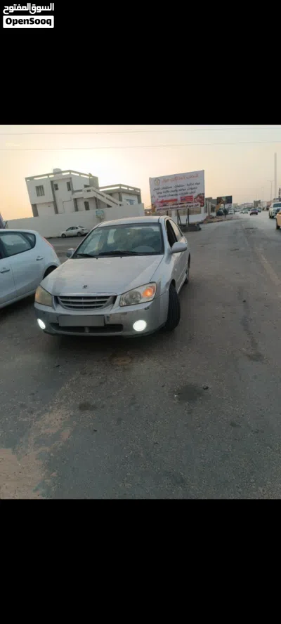 Kia Cerato Standard 2