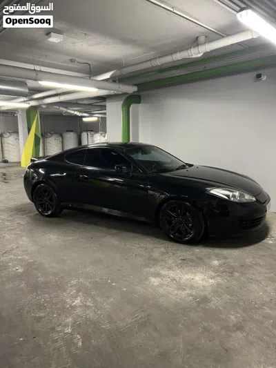 Hyundai Tiburon GT 2
