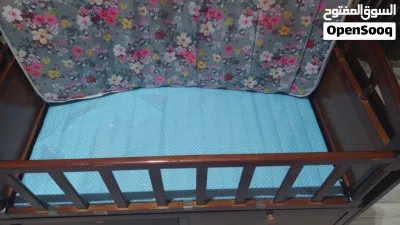 سرير اطفال للبيع 2