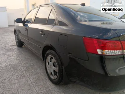 Hyundai Sonata GL 2