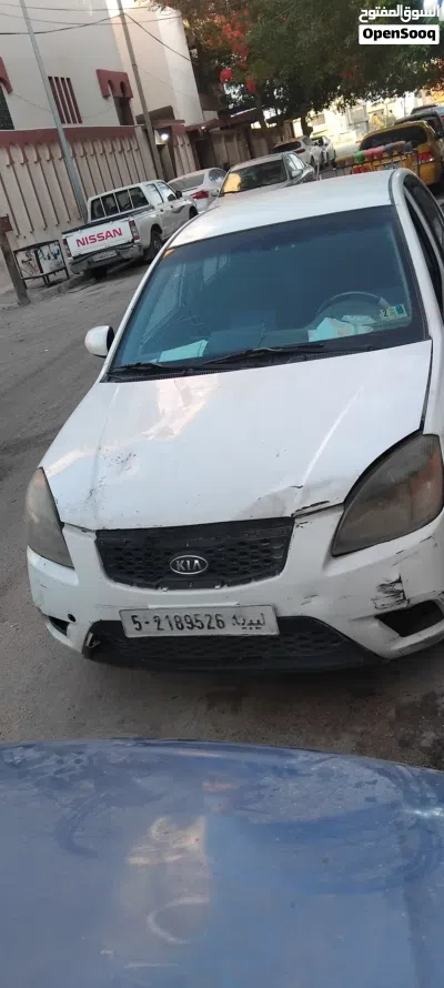 كيا ريو Standard 2