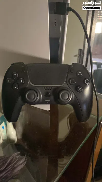 PlayStation Five (Disc Edition) 825gb 1 controller Black مع فورزا وماين كرافت 3