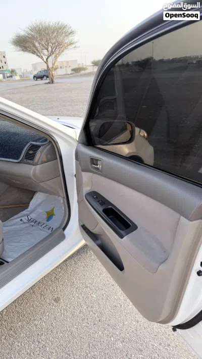 Toyota Camry XLE 4