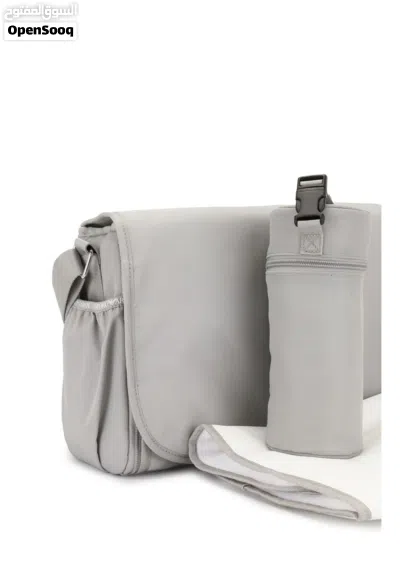 شنطه Armani مستخدمت استخدام نظيف 3