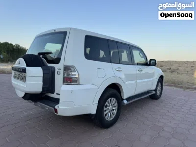 Mitsubishi Pajero GLS 4