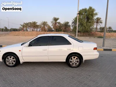 Toyota Camry XLE 2