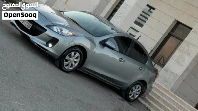 Mazda 3 Standard 4