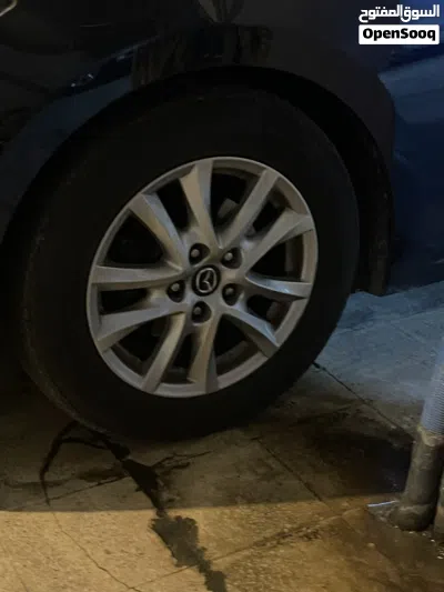 Mazda 3 Standard 2