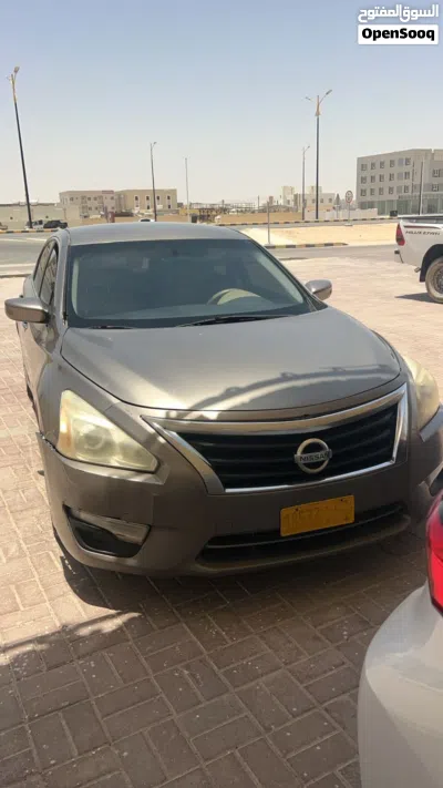 Nissan Altima S 2