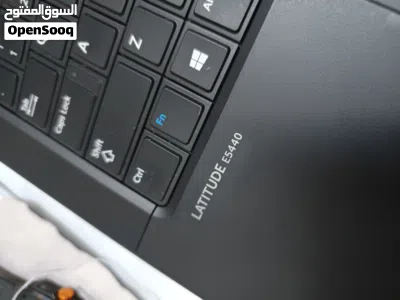 leptop .Changer .mouse. and bag 4