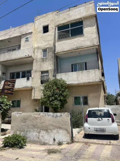 عمارة للبيع في منطقة المقابلين ثلاث طوابق 2