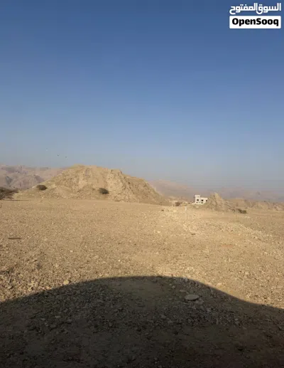 للبيع ارض في العامرات ( حيم ) في الخط الاول 2