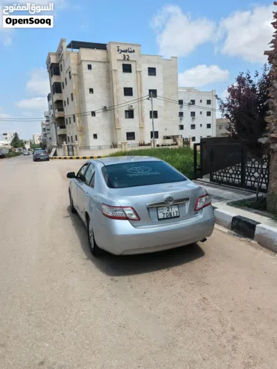 Toyota Camry SE 4