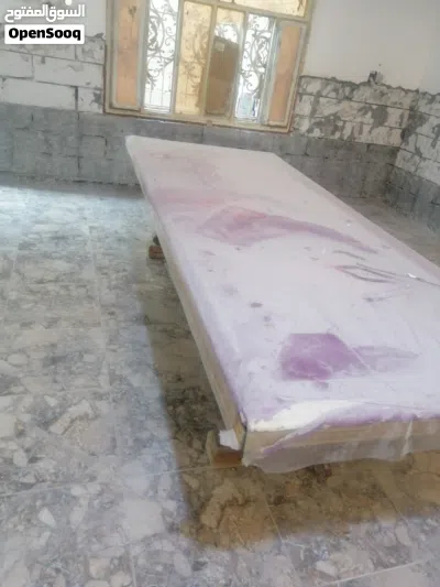طبله كبيره طول 3متر واكثر مع 9كراسي متربه بسبب عندي بناء بلبيت 3