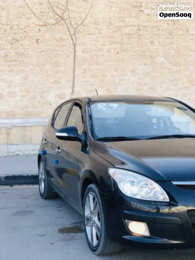 Hyundai i30 Standard 2