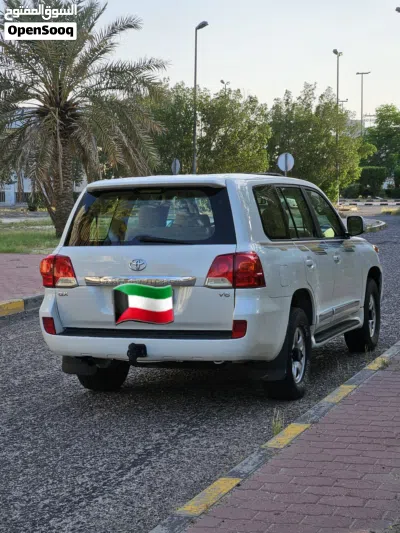 Toyota Land Cruiser GX 4
