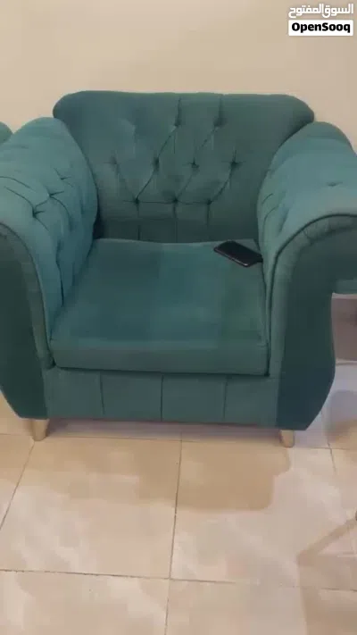 السلام عليكم ورحمة الله وبركاته كنب للبيع 4