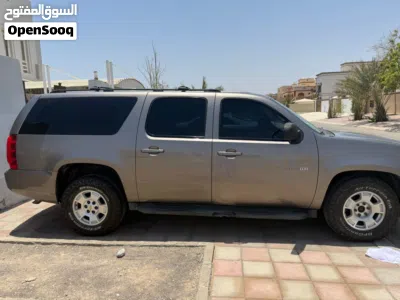 Chevrolet Suburban LT 3