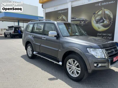 Mitsubishi Pajero GLS 2
