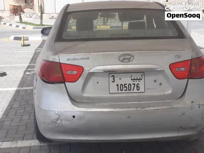 Hyundai Avante Standard 2