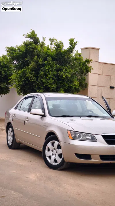 Hyundai Sonata GL 3