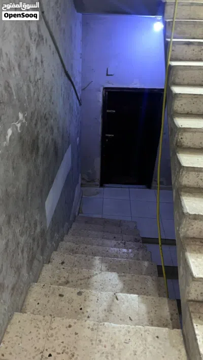 بيت مكون من طابقين في مخيم حطين قريب من الشارع الرئيسي 2