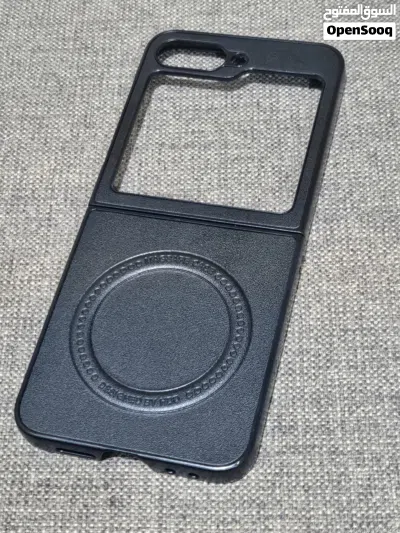 samsung z flip 512gb شبه جديد 4