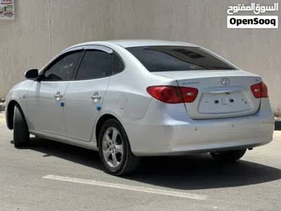 Hyundai Avante SE 4