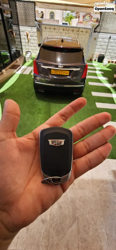 Cadillac XT5 Luxury AWD 2