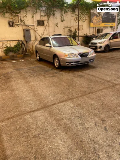 Hyundai Avante Standard 4