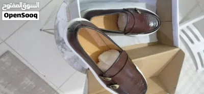 حذاء ممتاز مناسب للظهور الرسمي _ زفاف تخريج....... خامه ممتازه سعر 220 وساهل 4
