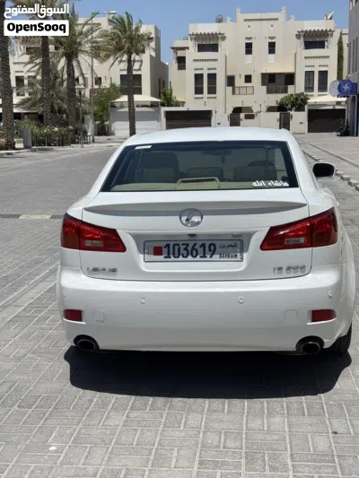 لكزس IS IS 300 2
