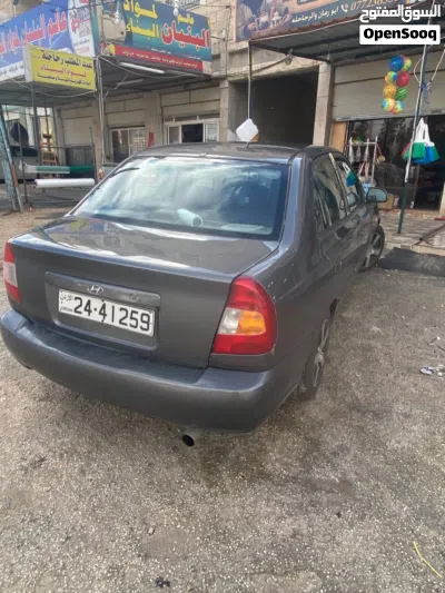 Hyundai Verna Standard 4