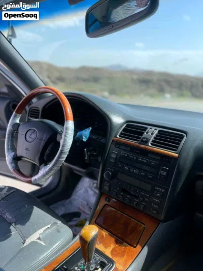 Lexus LS LS 400 4