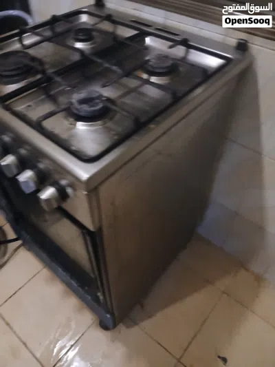 فرن اربع عيون بحاله جيده 3