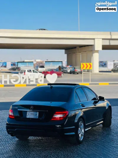 مرسيدس بنز الفئة-C C 250 2