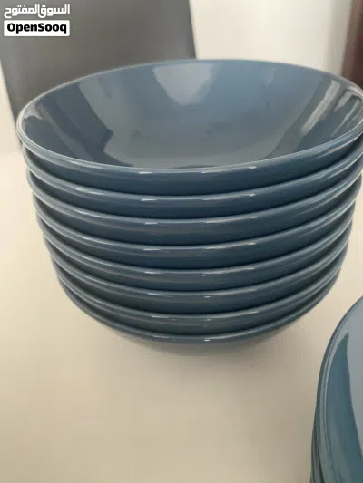 Dinnerware set 2