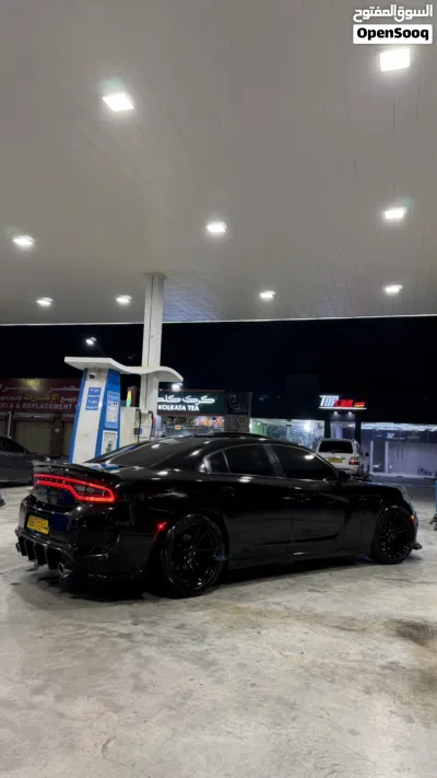 Dodge Charger SXT 3
