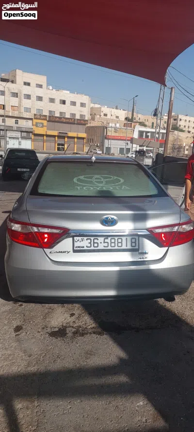 Toyota Camry XLE 4