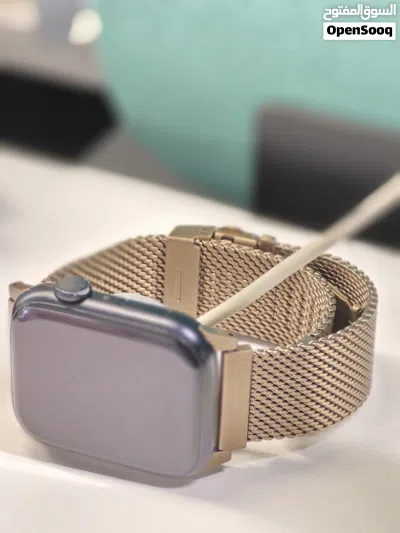 Apple Watch Series 7 ( Nike ) 45 MM + 3 Straps 2