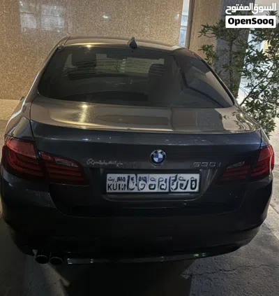 BMW 5 Series 530i Sedan 4