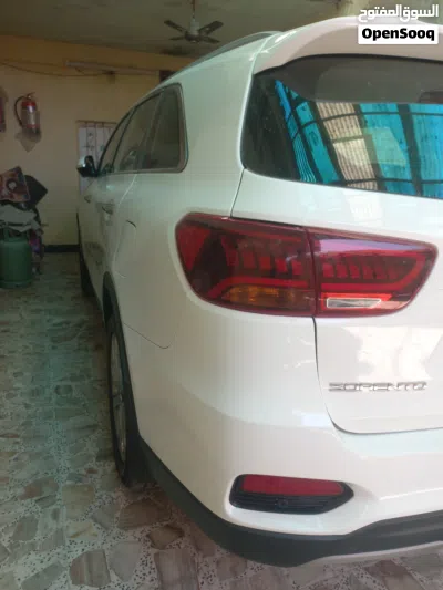 Kia Sorento EX 4