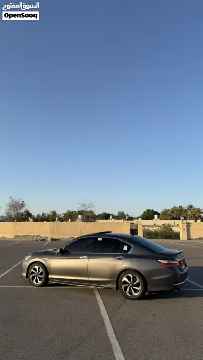 هوندا اكورد EX-L V6 3