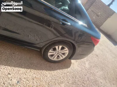 هيونداي سوناتا Standard 3