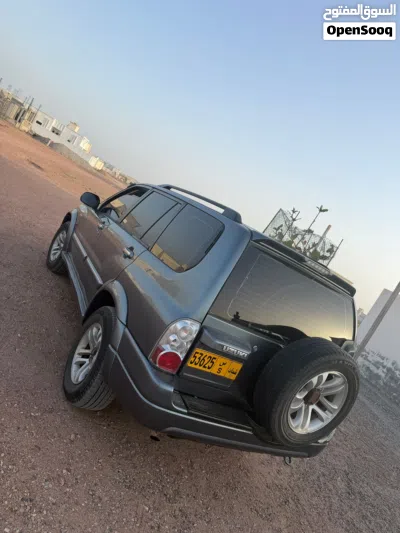 Suzuki Grand Vitara DLX 3