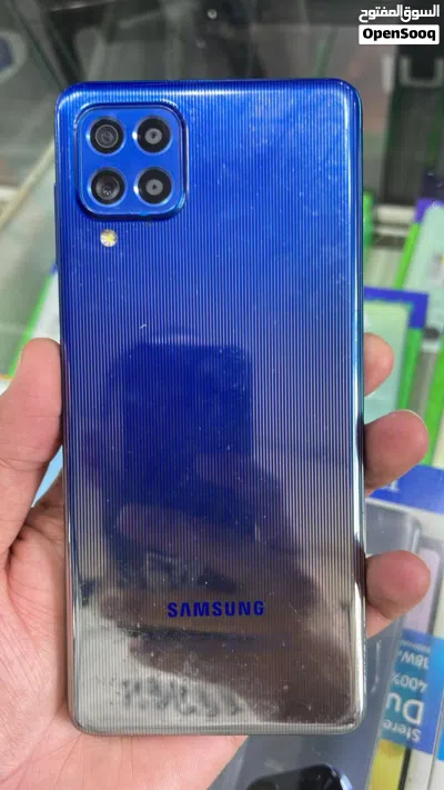 مستعمل Samsung M62 رام 8 واضافه جيجا 128 بطارية 7000 مع كرتونه واغراضة متوفر توصيل 4